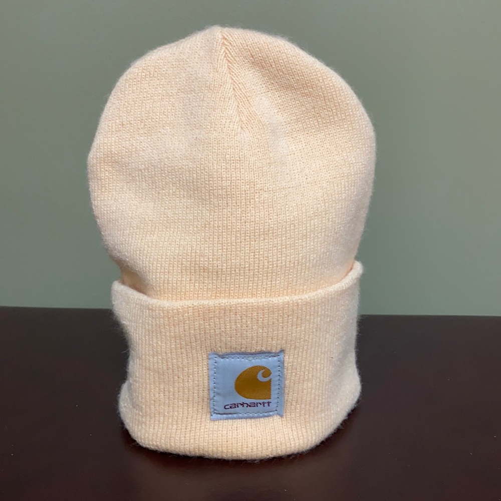 carhartt peach colored beanie